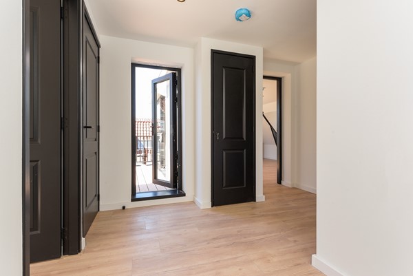 Medium property photo - Binnenwatersloot, 2611 BJ Delft